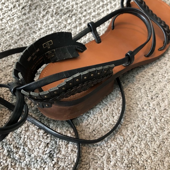 Straps Zara Heeled Sandal - Picture 4 of 8